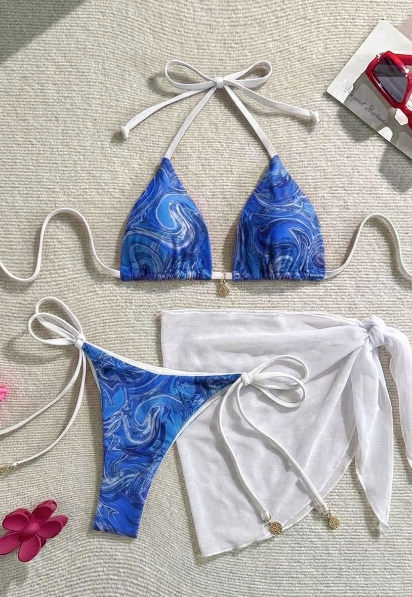 Set de bikini estampado Azul Mármol con pareo blanco - Soy Caprichosa